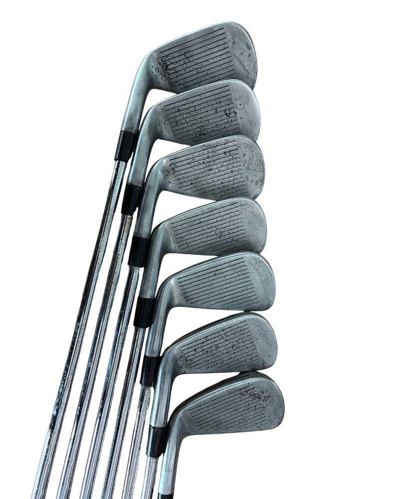 TaylorMade P790 Eisensatz 4-9+PW / KBS MAX MT / Regular Flex