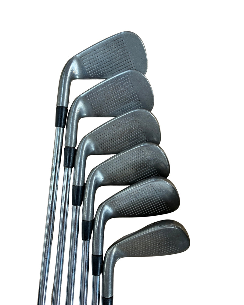 Titleist AP1 712 Eisensatz 4+6-9+PW / Stahlschaft / Regular Flex