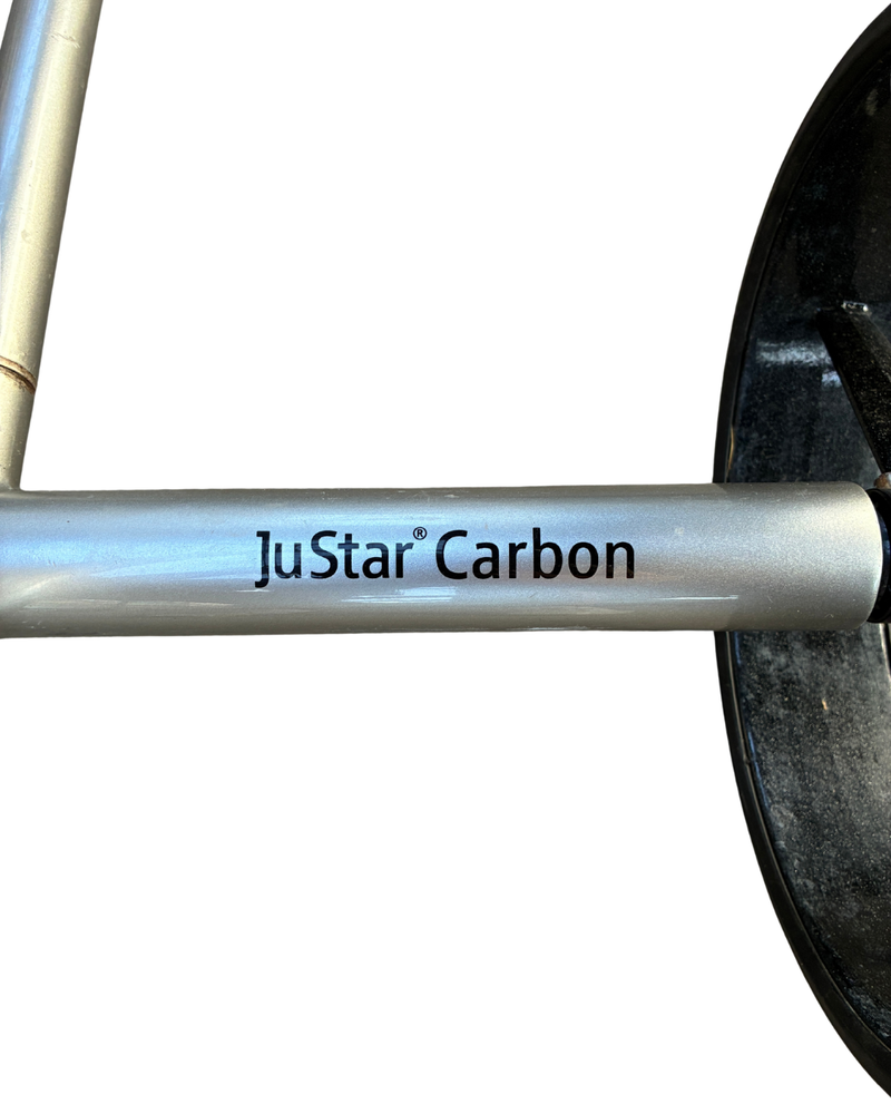 JuStar Carbon E-Trolley silber mit Scorekartenhalterung & schwarze Reifen