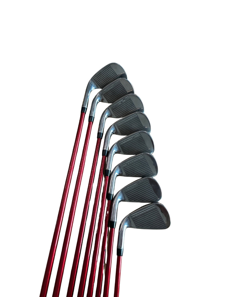 Callaway XR Schlägerset (Fairwayholz 3, Hybrid 4, Eisensatz 5-9+PW+AW+SW) / Callaway XR Graphitschaft 70; 60g / Regular Flex