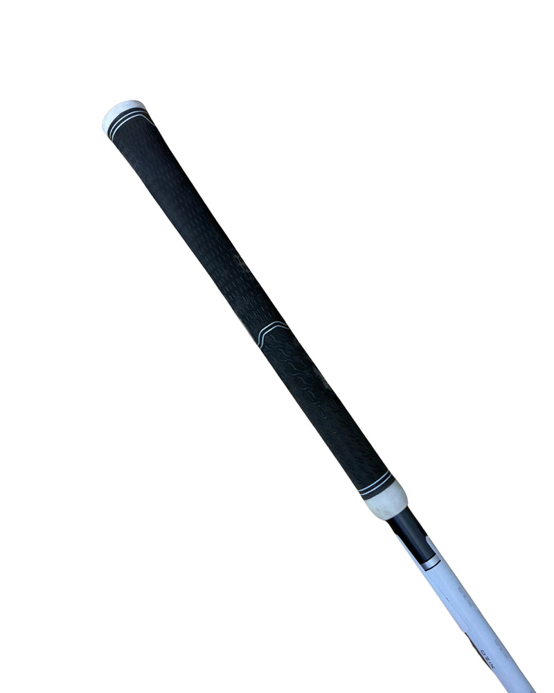 Matrix Ozik MFS X5 White Tie Driverschaft 45g / Ladies Flex / TaylorMade Adapter
