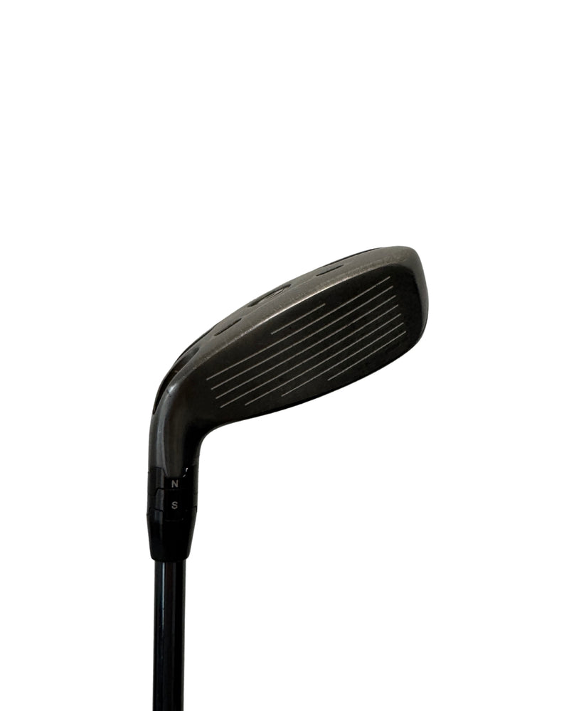 Callaway Apex Hybrid 4 21° / UST Mamiya Recoil DART 74H / Flex R