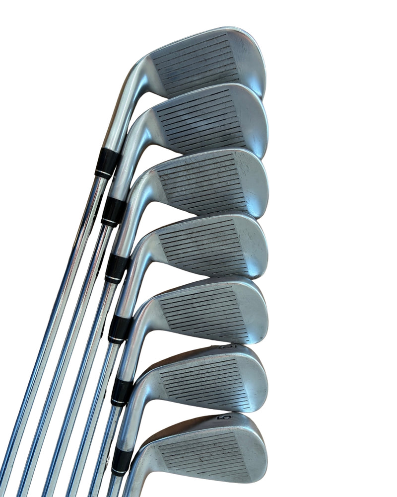 Callaway APEX Forged Eisensatz 5-9+PW+AW / ELEVATE MPH 95g / Regular Flex