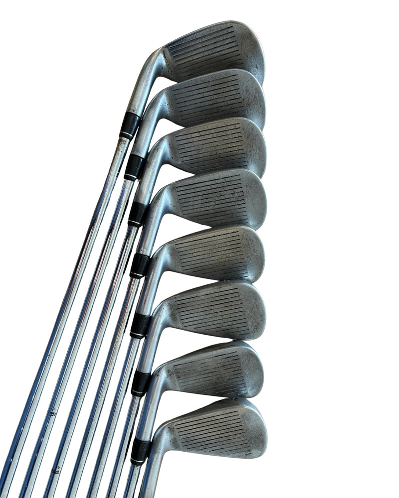 Callaway APEX Forged Eisensatz 4-9+PW+SW / TT XP 95g / Regular Flex