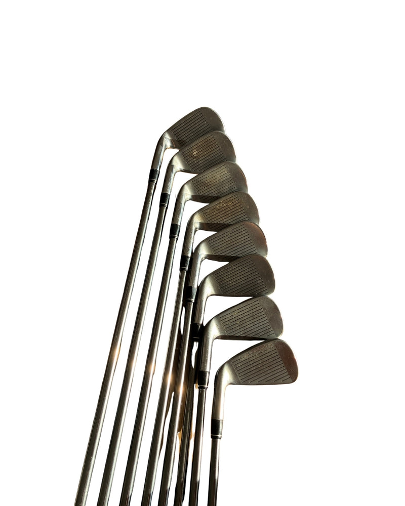 Callaway Apex Eisensatz 5-9+PW+AW+SW / Project X Catalyst Graphitschaft 60g / Regular Flex