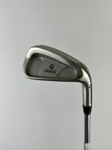 TaylorMade T320 Eisen 6 / Flex R