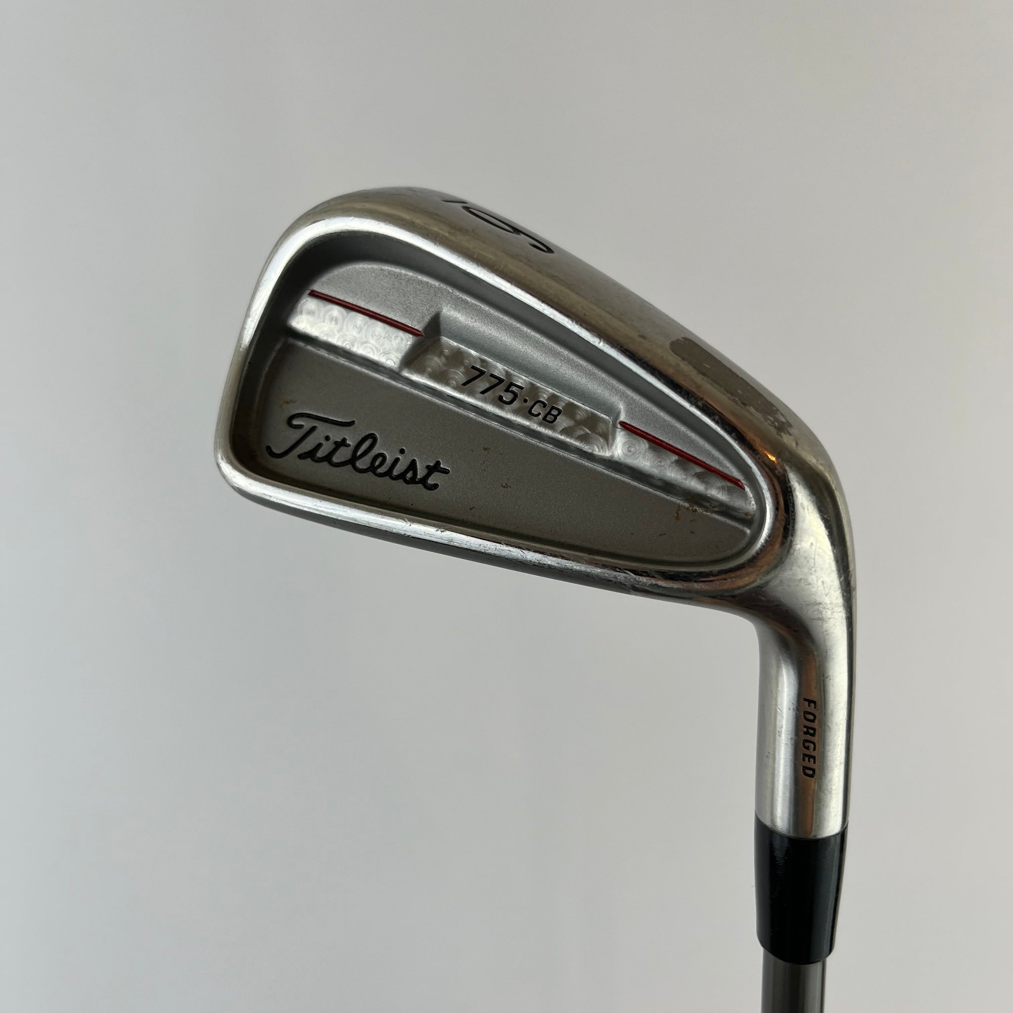 Titleist 775 CB Eisen 6 +0,5" / Flex R