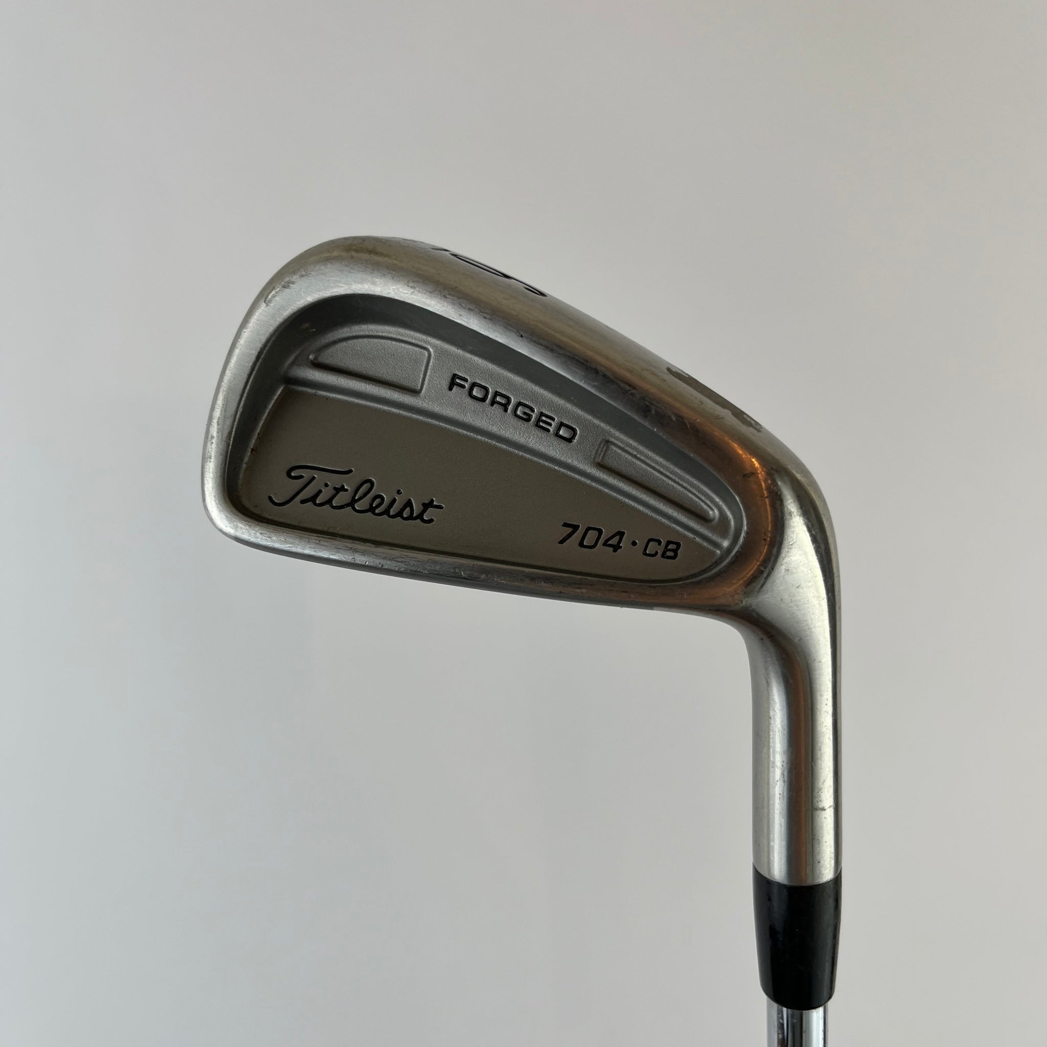 Titleist 704 CB Eisen 6 -0,5" / Flex R