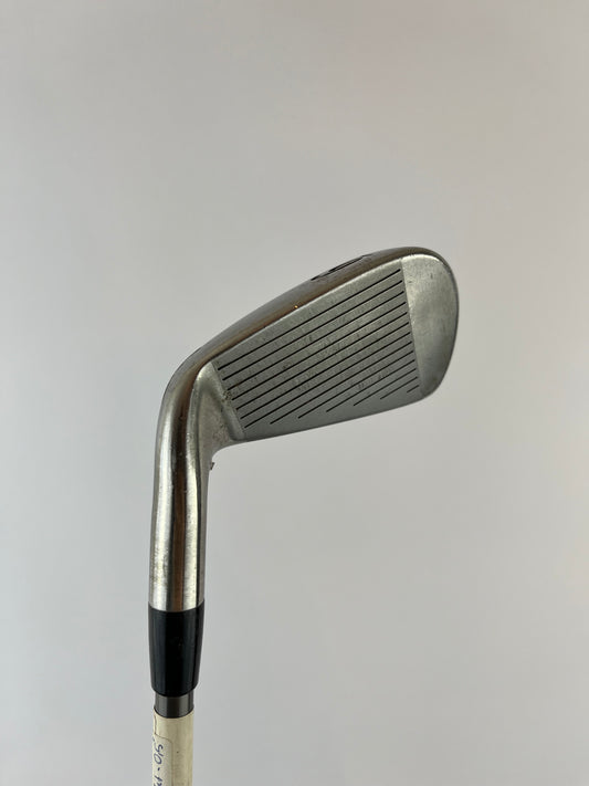 Titleist 775 CB Eisen 6 -0,5" / Flex R